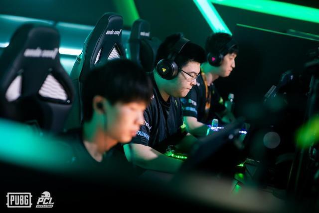 性上依然具 性上依然具