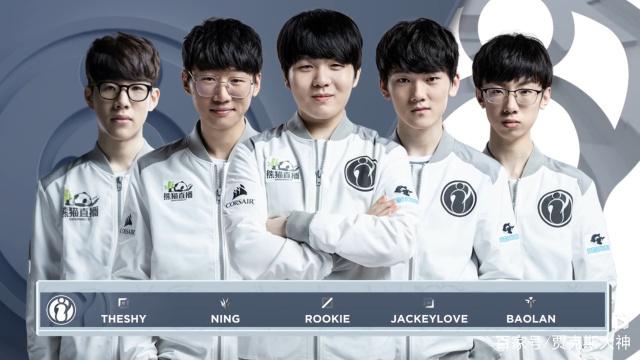 在一场焦点 在一场焦点